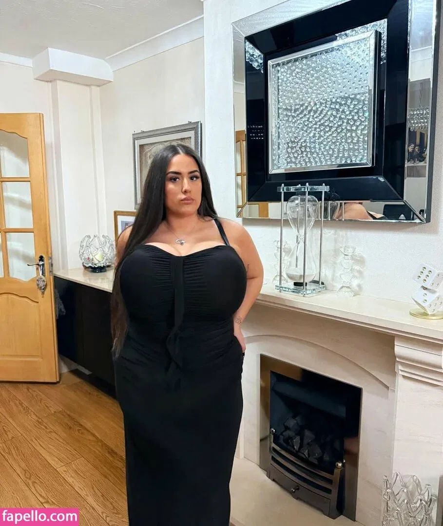 Pettiana | Cypriotmami Onlyfans Photo Gallery 