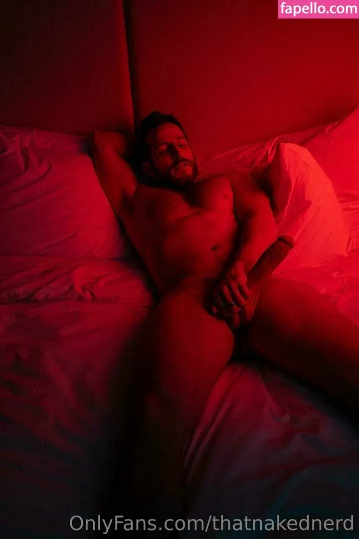 thatnakednerd Onlyfans Photo Gallery 