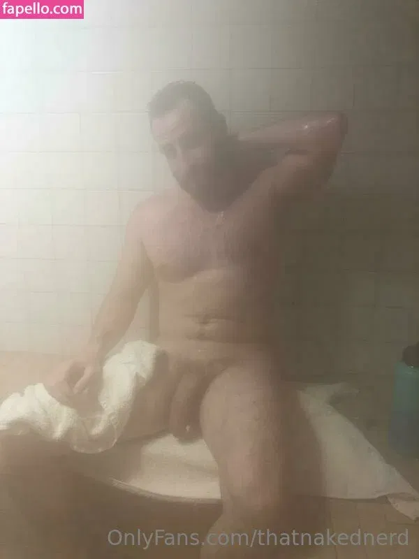 thatnakednerd Onlyfans Photo Gallery 