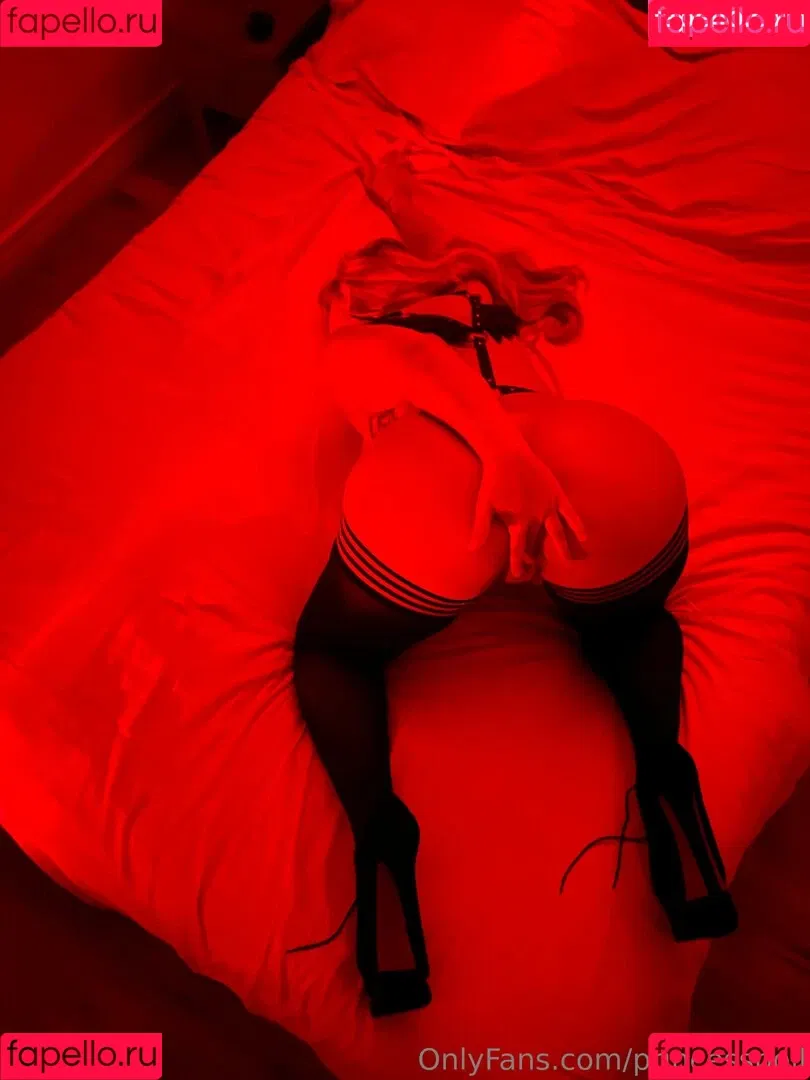 Princesspoll Onlyfans Photo Gallery 