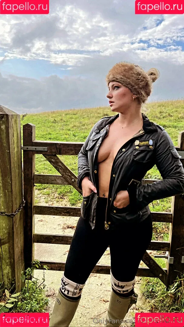 Princesspoll Onlyfans Photo Gallery 
