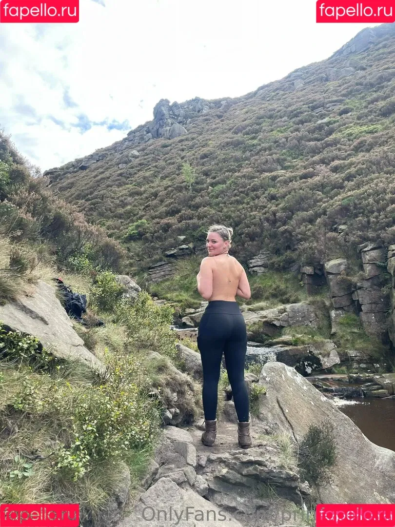Princesspoll Onlyfans Photo Gallery 