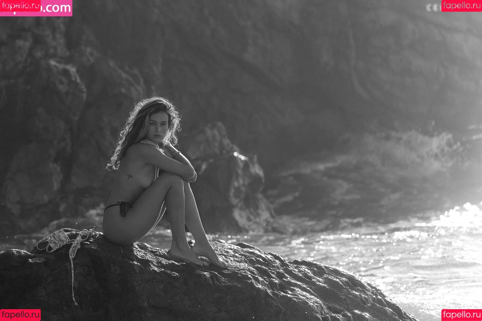 Mia C. Bell / Mia Larelle Onlyfans Photo Gallery 