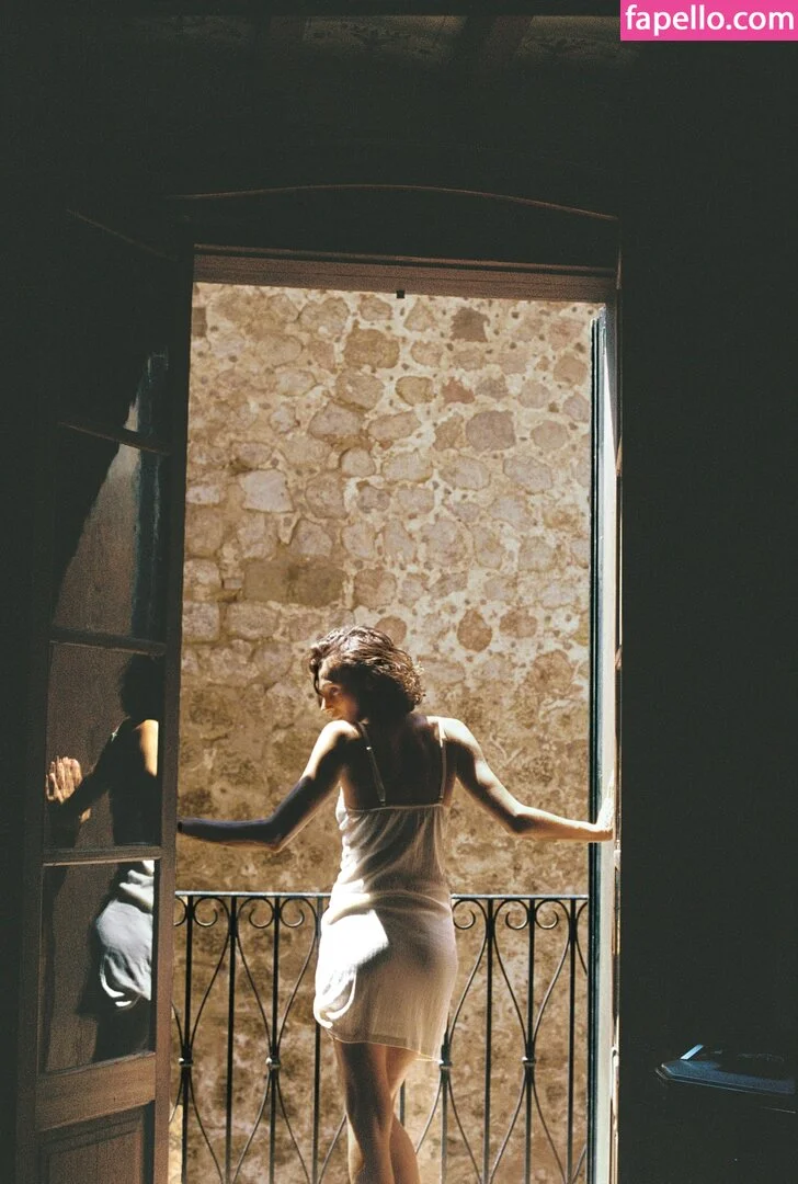 Mia C. Bell / Mia Larelle Onlyfans Photo Gallery 