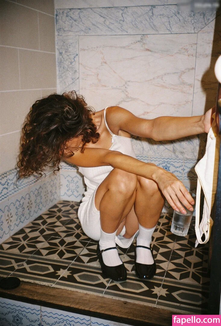 Mia C. Bell / Mia Larelle Onlyfans Photo Gallery 