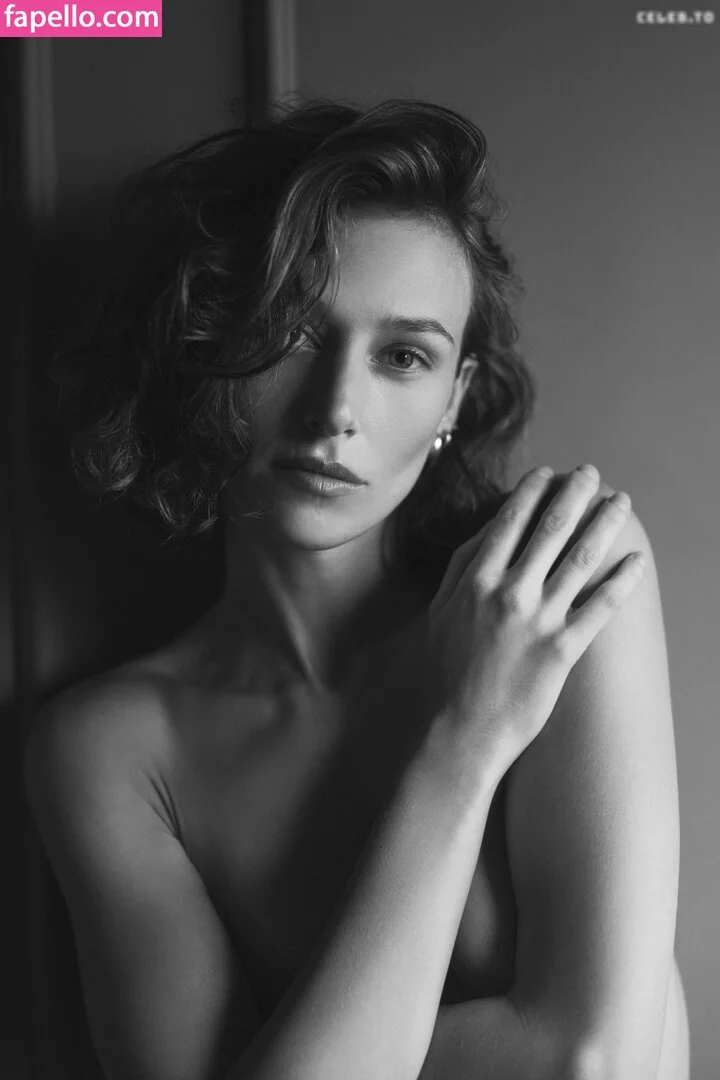 Mia C. Bell / Mia Larelle Onlyfans Photo Gallery 