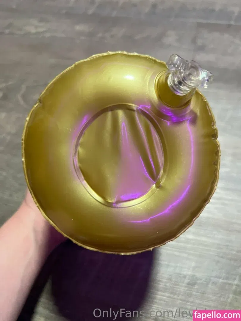 levisheppy Onlyfans Photo Gallery 