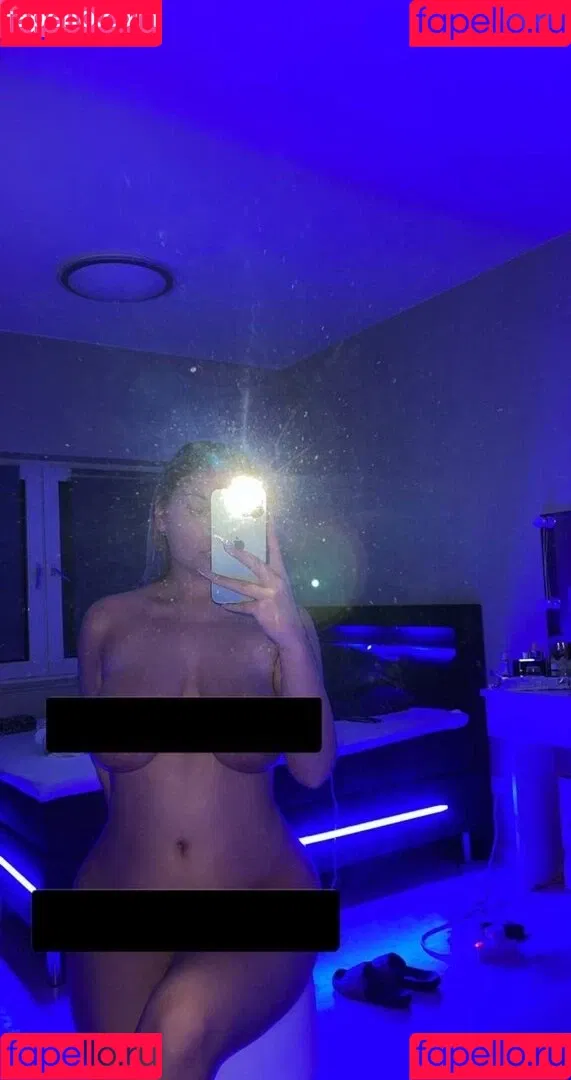 Kristinamouu Onlyfans Photo Gallery 