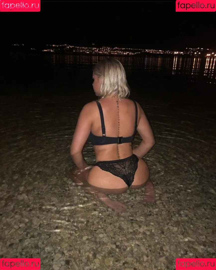 Kristinamouu Onlyfans Photo Gallery 