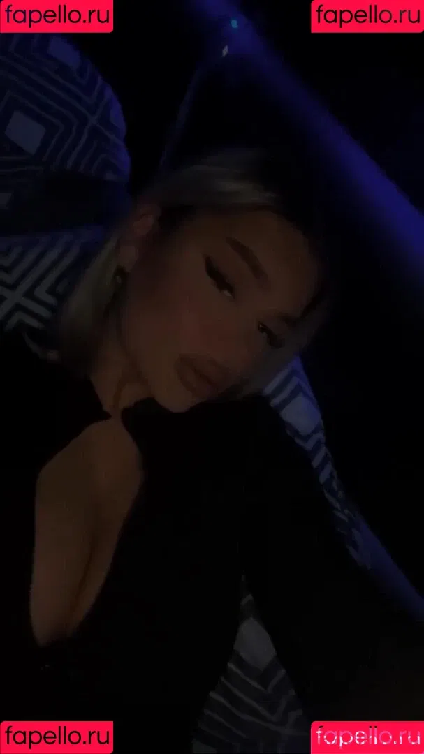 Kristinamouu Onlyfans Photo Gallery 