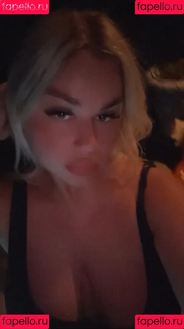Kristinamouu Onlyfans Photo Gallery 