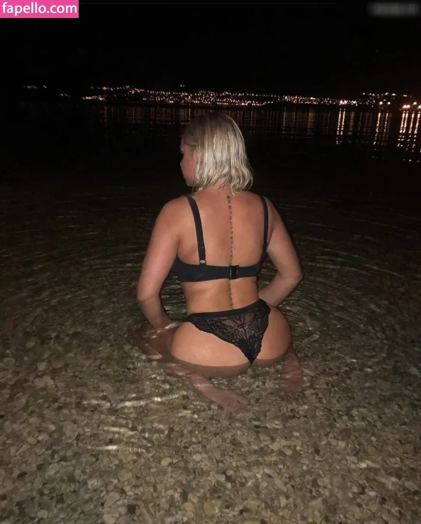 Kristinamouu Onlyfans Photo Gallery 