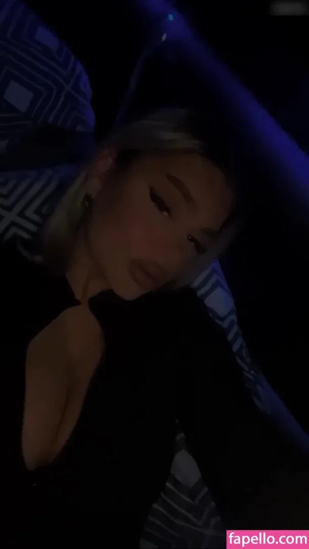 Kristinamouu Onlyfans Photo Gallery 