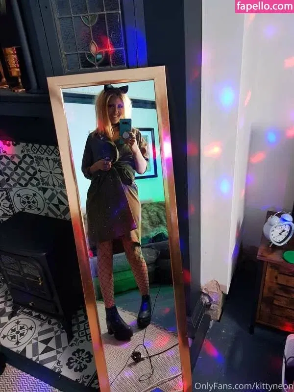 kittyneon Onlyfans Photo Gallery 