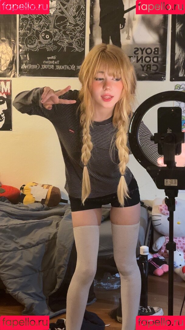 ashisbees Onlyfans Photo Gallery 