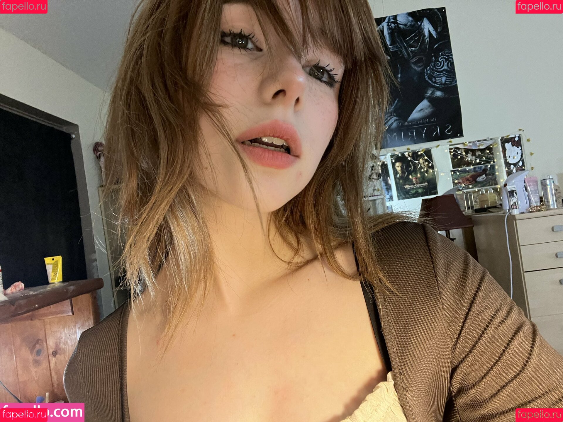 ashisbees Onlyfans Photo Gallery 