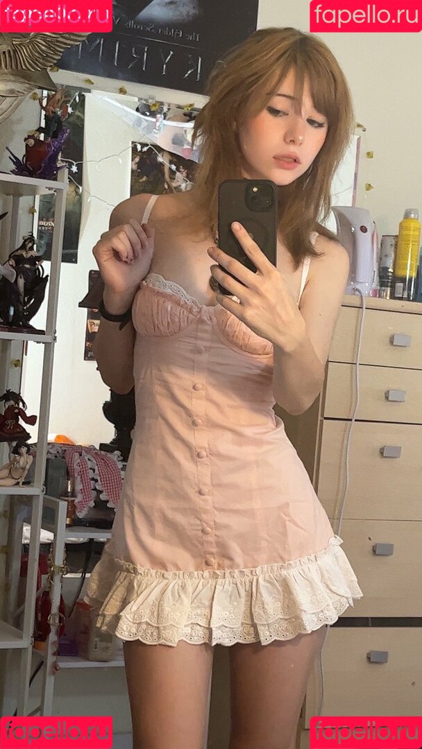 ashisbees Onlyfans Photo Gallery 