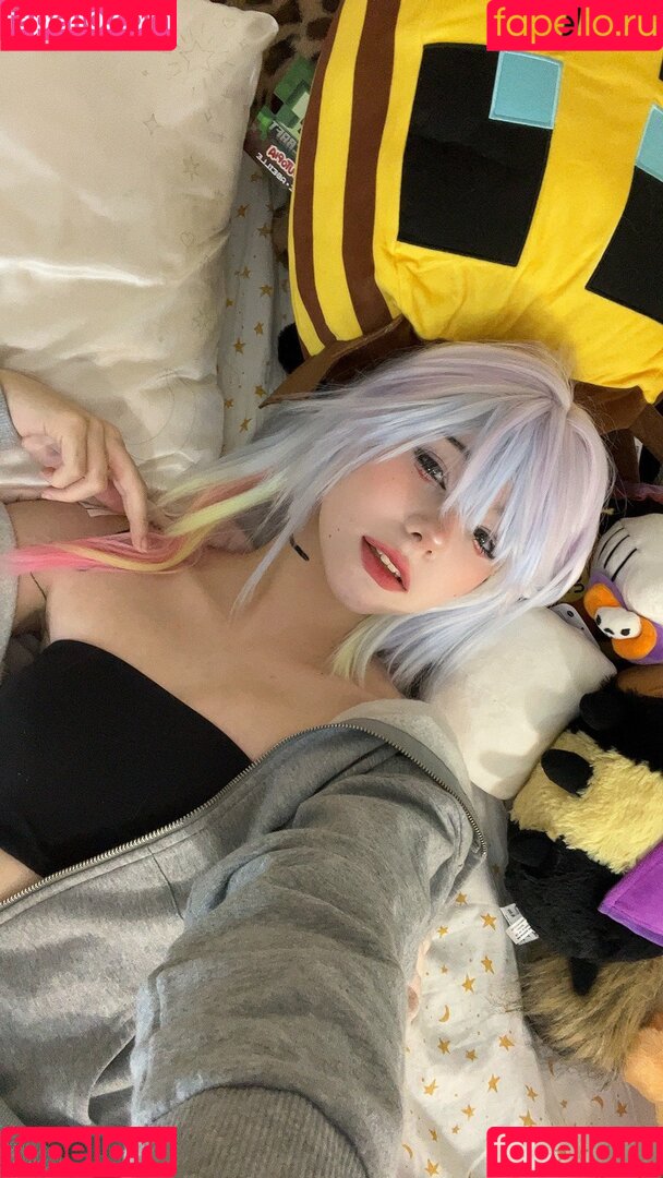 ashisbees Onlyfans Photo Gallery 