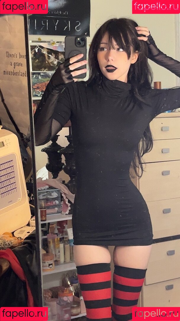 ashisbees Onlyfans Photo Gallery 