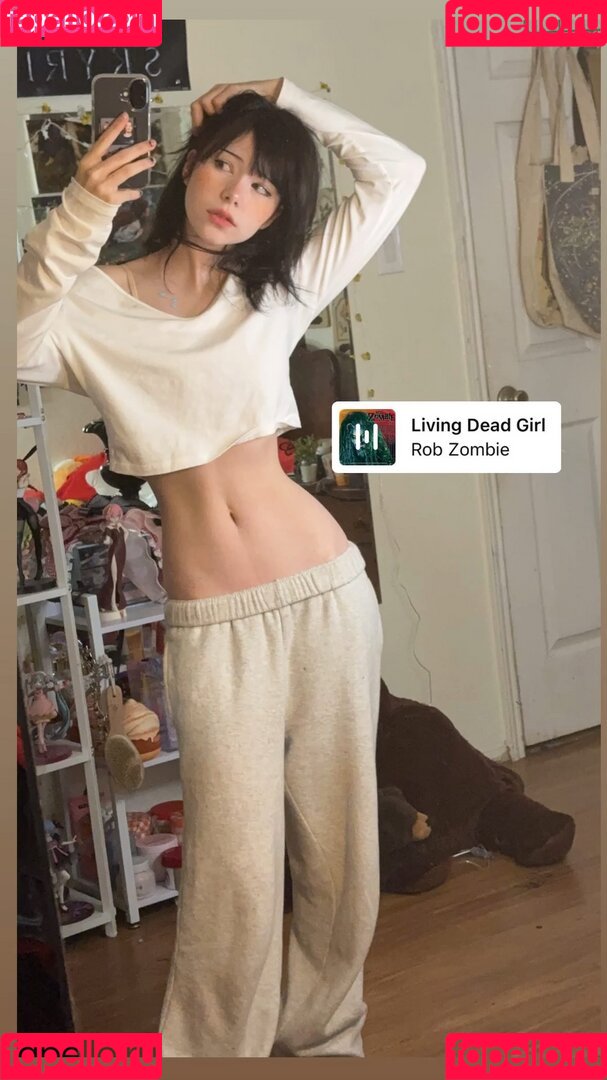 ashisbees Onlyfans Photo Gallery 