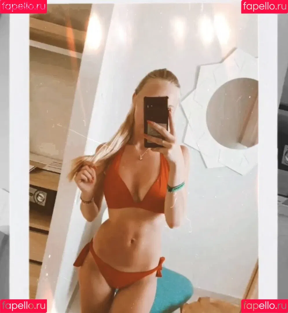 Nina Jürgens Onlyfans Photo Gallery 