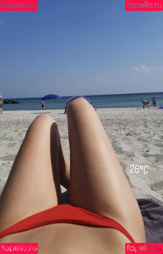 Nina Jürgens Onlyfans Photo Gallery 