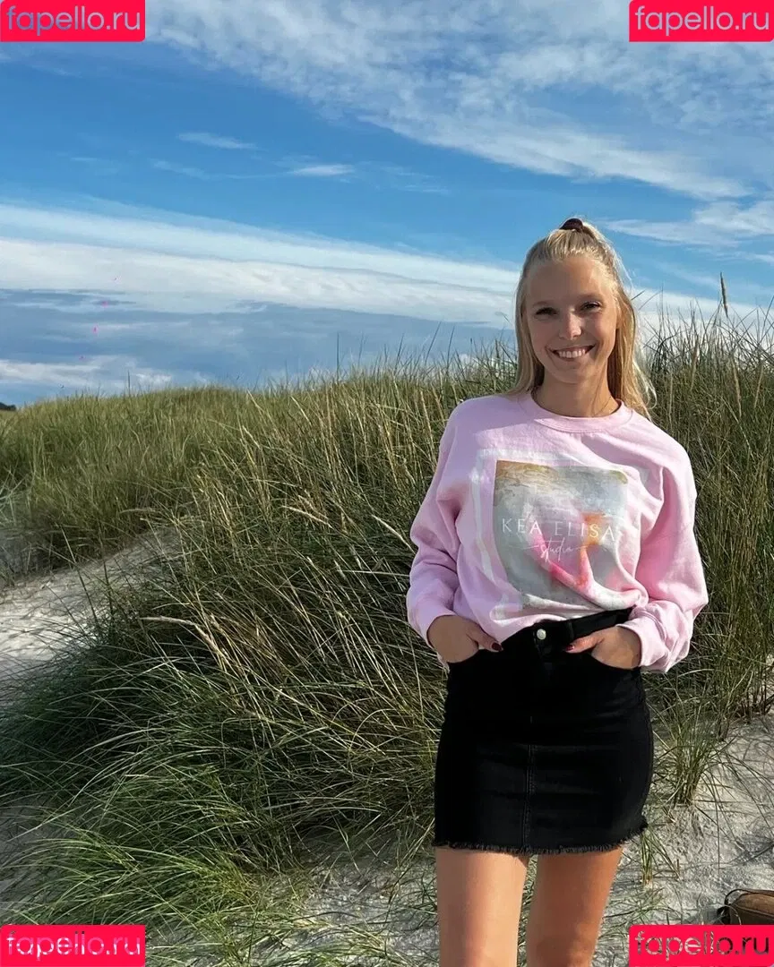 Nina Jürgens Onlyfans Photo Gallery 