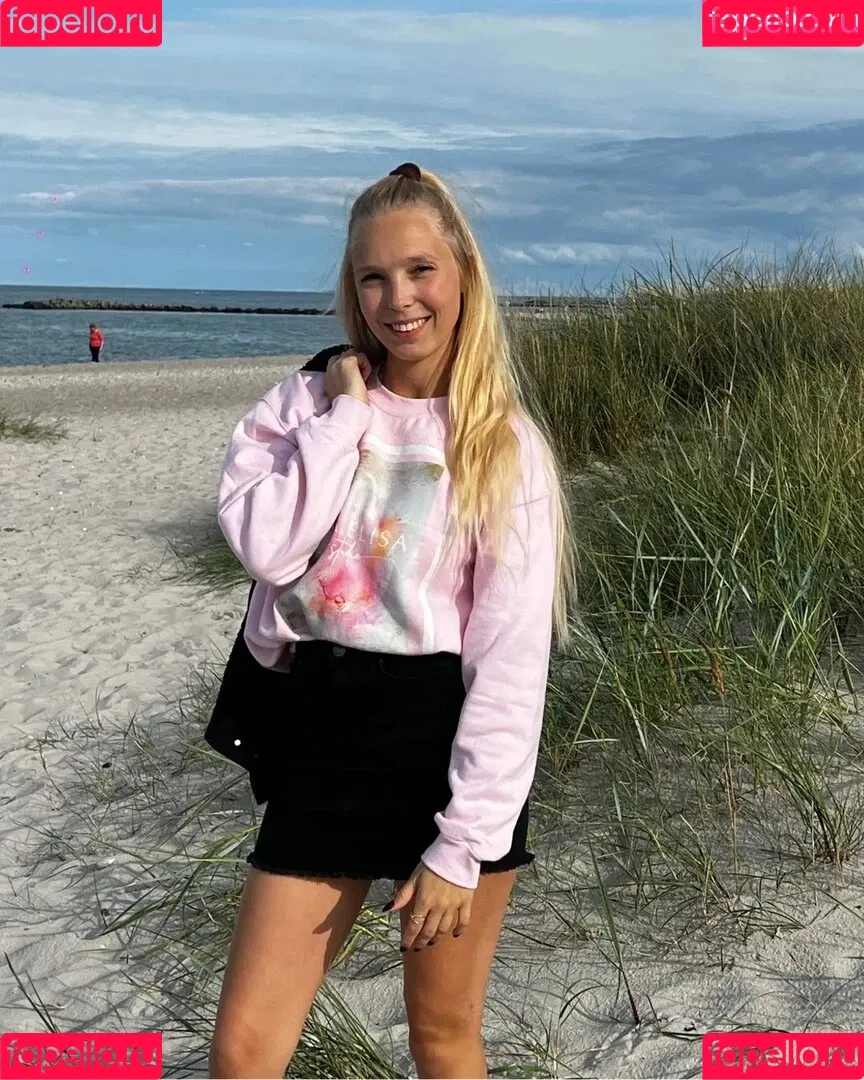 Nina Jürgens Onlyfans Photo Gallery 