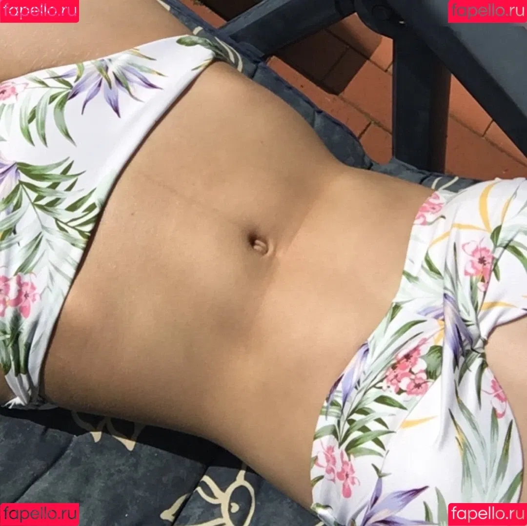 Nina Jürgens Onlyfans Photo Gallery 