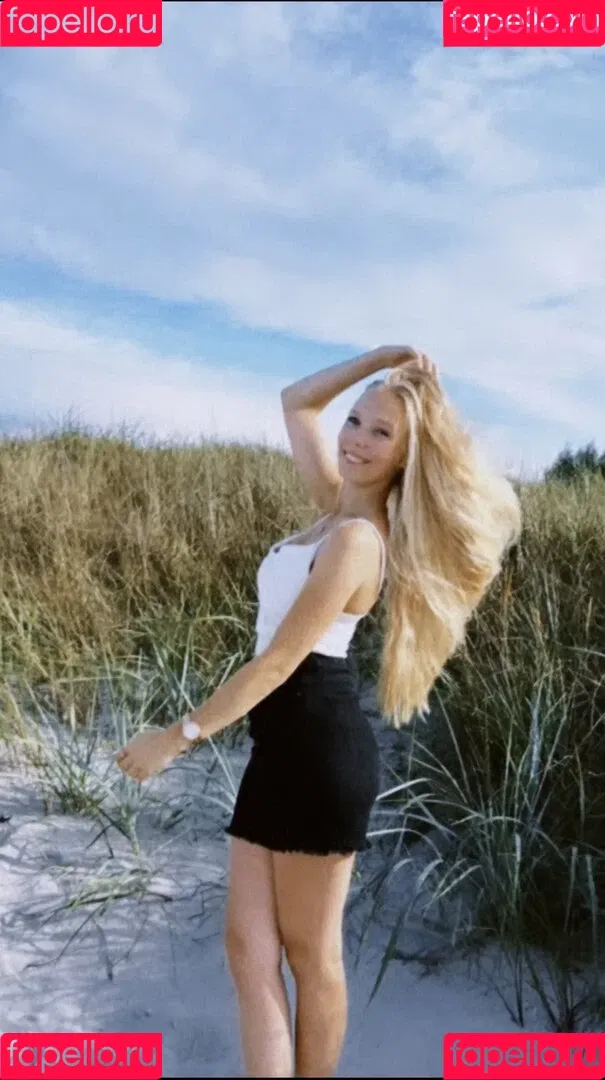 Nina Jürgens Onlyfans Photo Gallery 