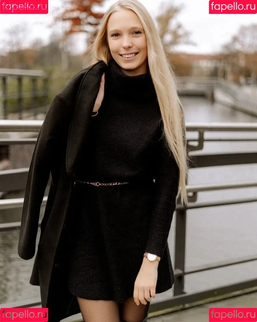 Nina Jürgens Onlyfans Photo Gallery 