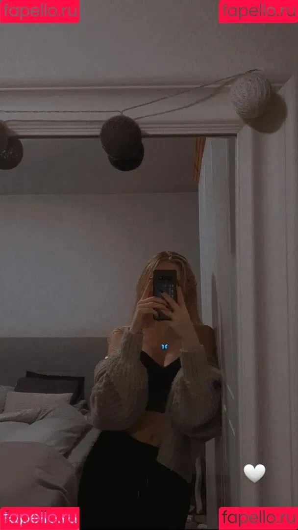Nina Jürgens Onlyfans Photo Gallery 