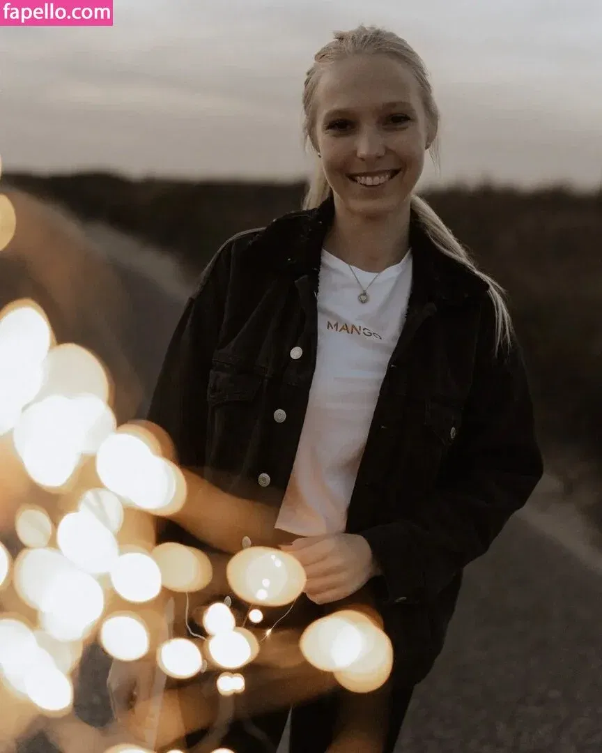 Nina Jürgens Onlyfans Photo Gallery 