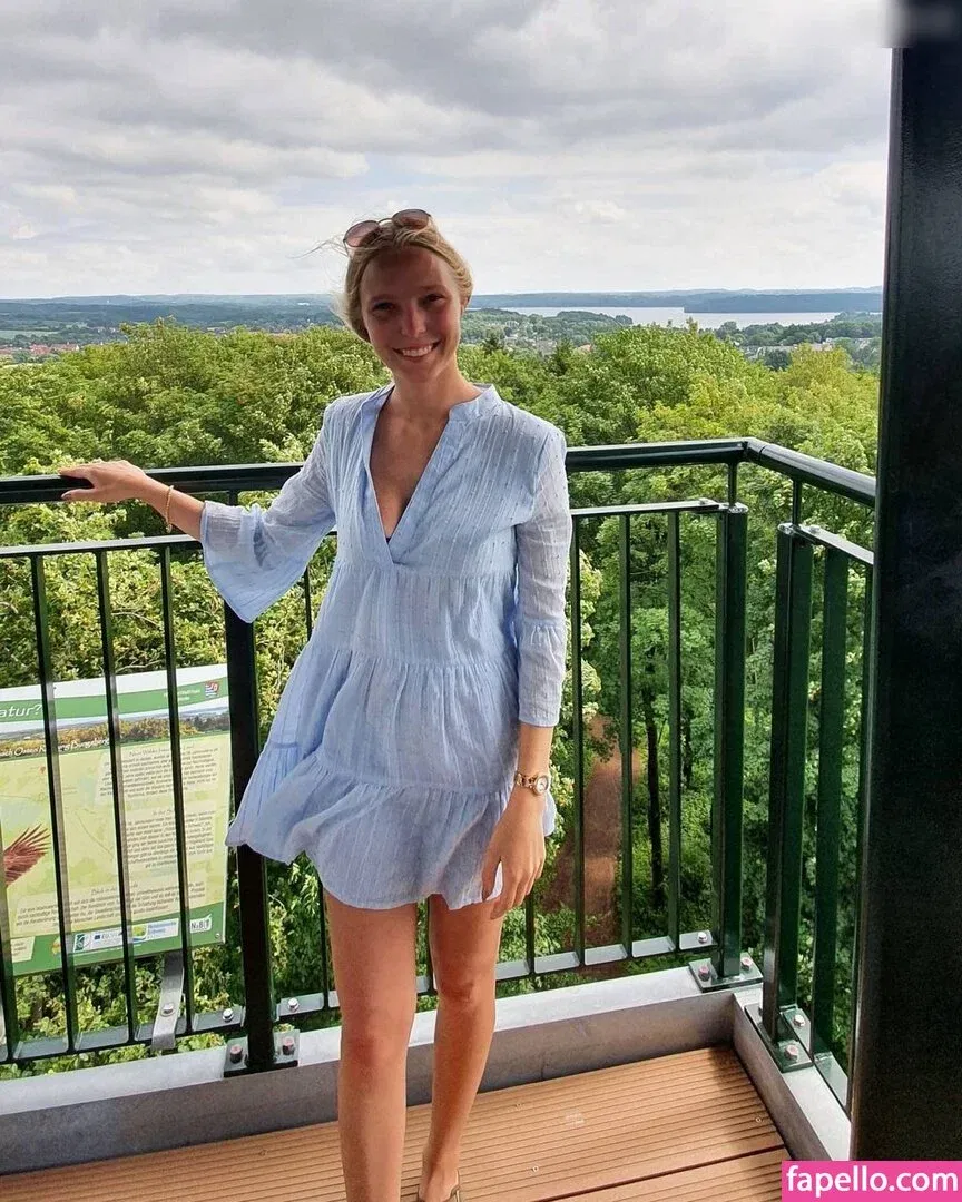 Nina Jürgens Onlyfans Photo Gallery 