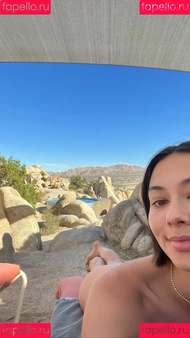 Bridget Gao Hollitt Onlyfans Photo Gallery 