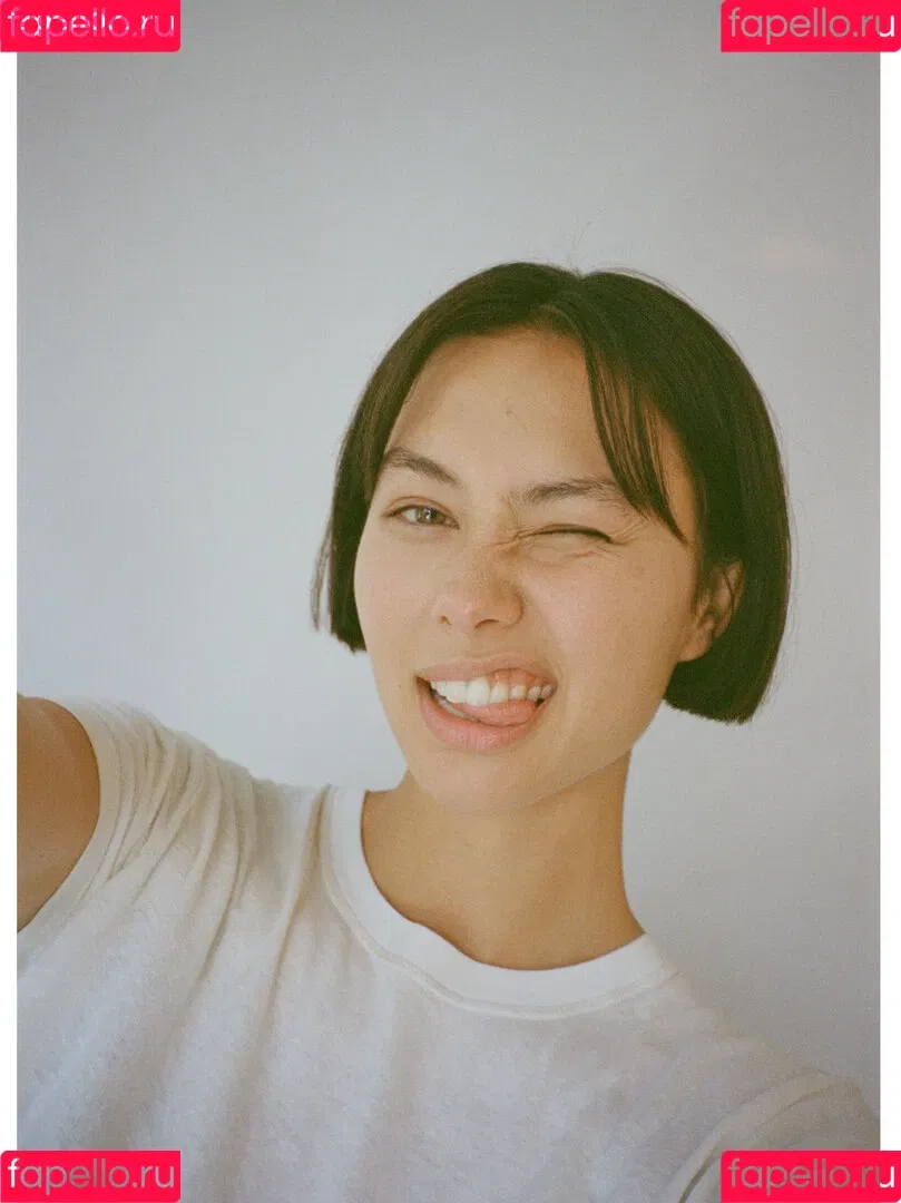 Bridget Gao Hollitt Onlyfans Photo Gallery 