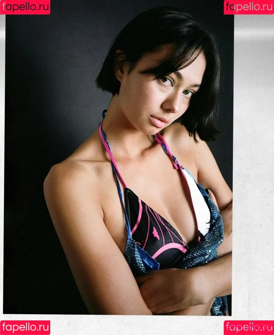Bridget Gao Hollitt Onlyfans Photo Gallery 