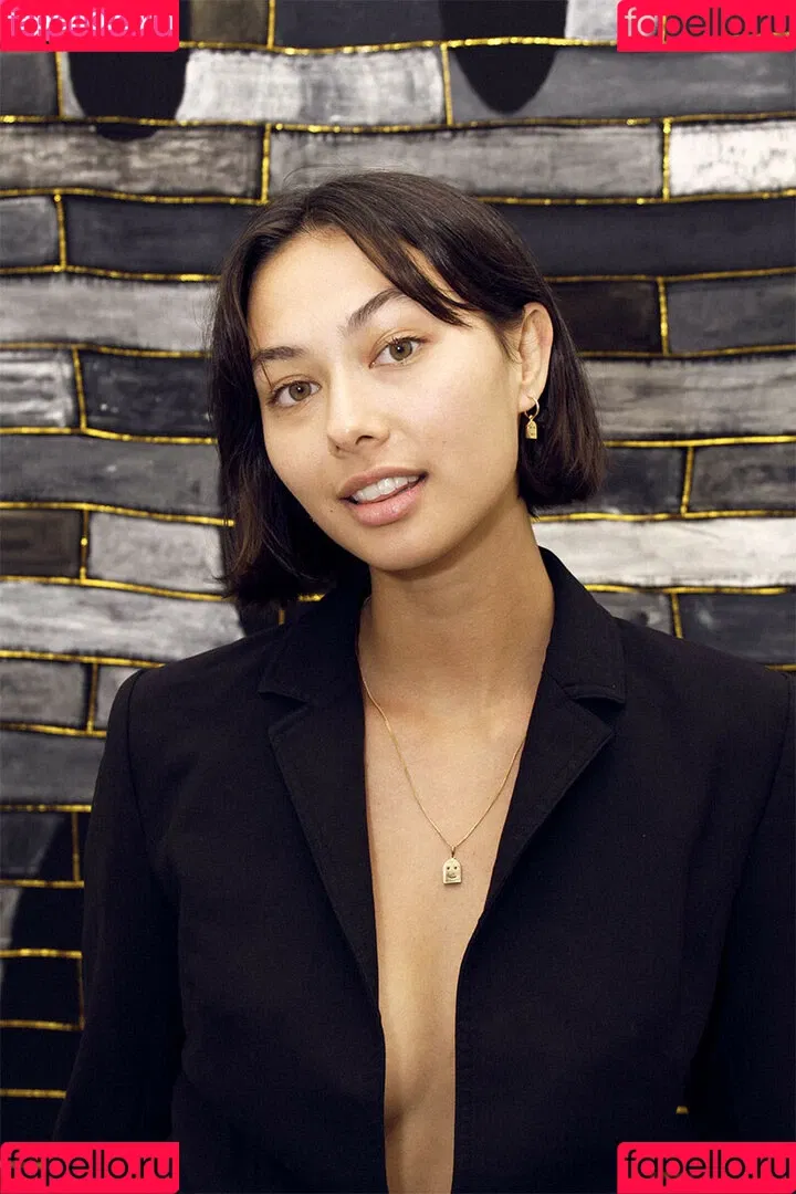 Bridget Gao Hollitt Onlyfans Photo Gallery 