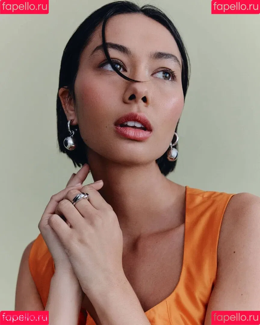 Bridget Gao Hollitt Onlyfans Photo Gallery 