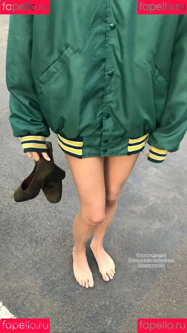 Bridget Gao Hollitt Onlyfans Photo Gallery 