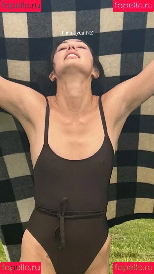 Bridget Gao Hollitt Onlyfans Photo Gallery 