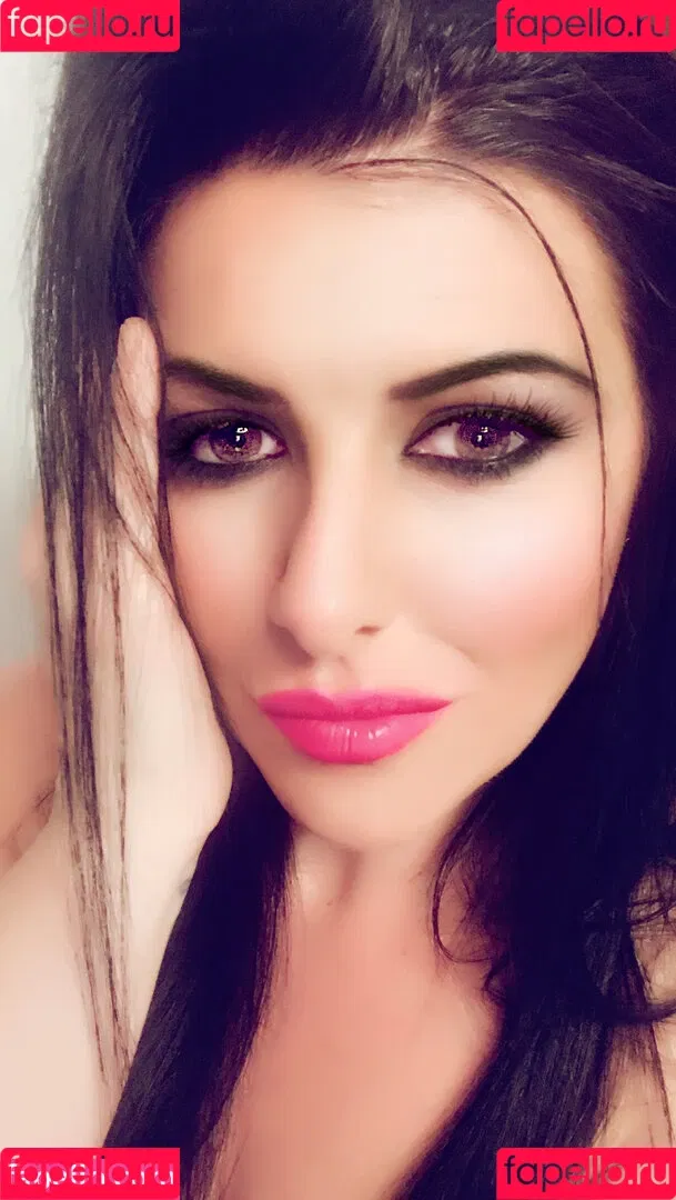 tarynthomas Onlyfans Photo Gallery 