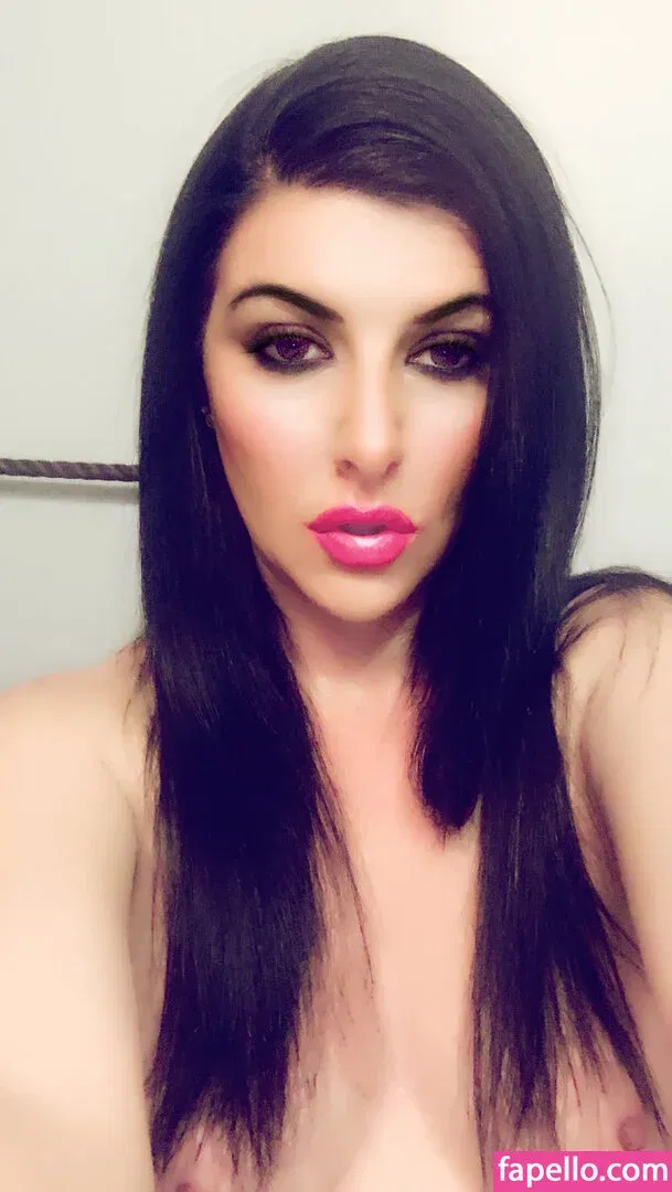 tarynthomas Onlyfans Photo Gallery 