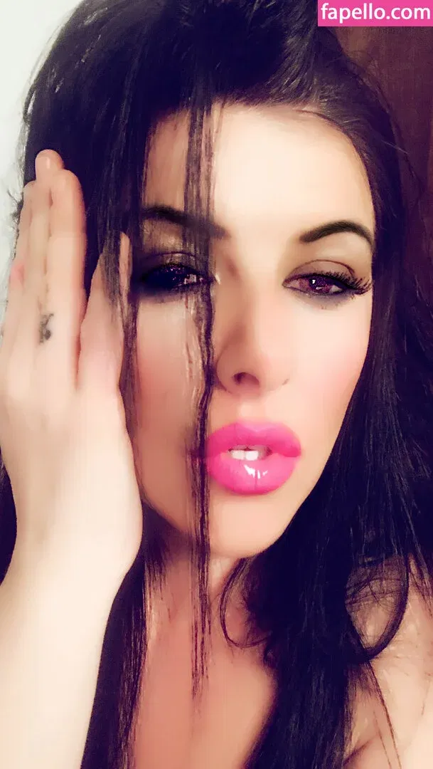 tarynthomas Onlyfans Photo Gallery 