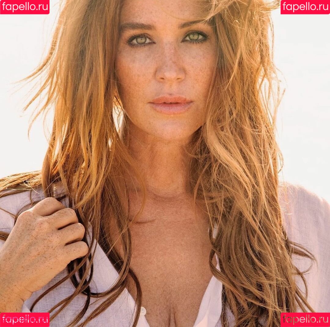 Poppy Montgomery Onlyfans Photo Gallery 
