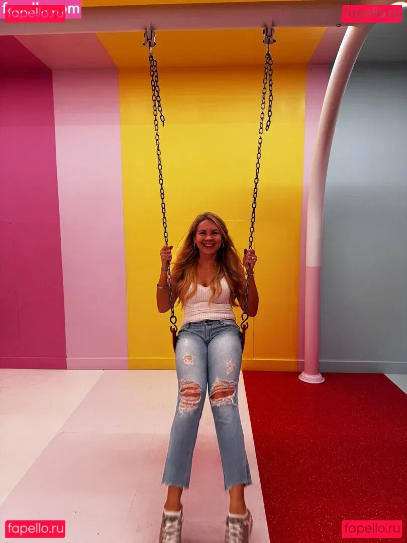 Jacey Birch Onlyfans Photo Gallery 