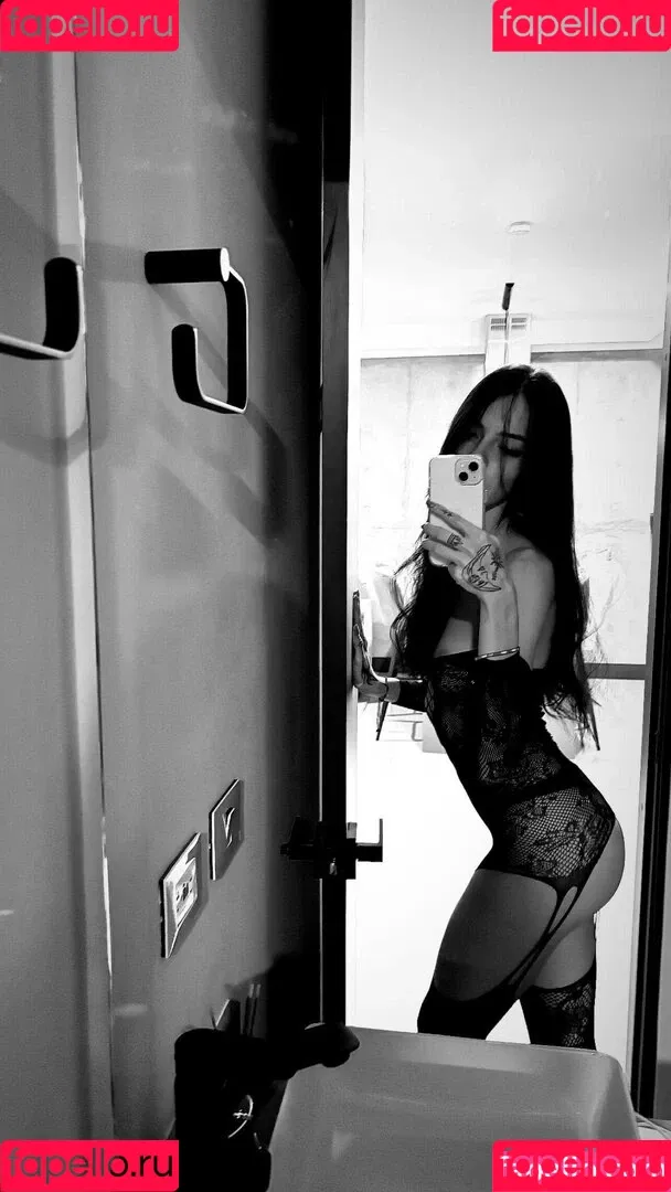 Sofiaatreides Onlyfans Photo Gallery 