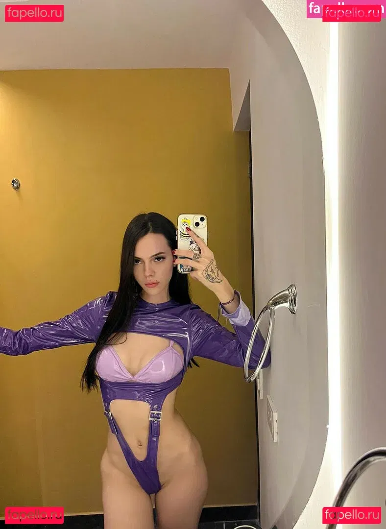 Sofiaatreides Onlyfans Photo Gallery 