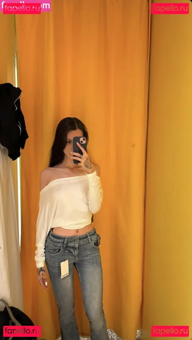 Sofiaatreides Onlyfans Photo Gallery 