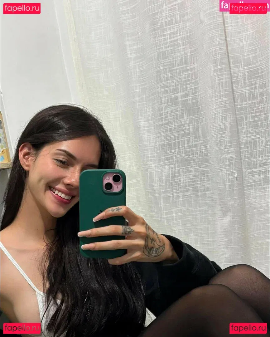 Sofiaatreides Onlyfans Photo Gallery 